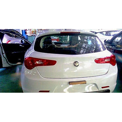 Erste Fotos des italienischen Beaus im Netz aufgetaucht