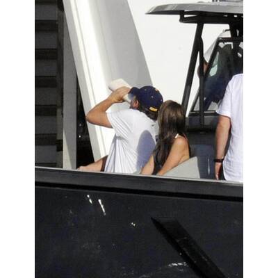 Leo & Bar urlauben mit Naomi & Vladislav