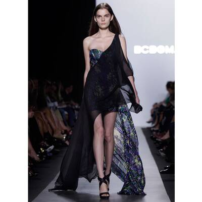 New York Fashion Week: Frühling 2010 Kollektion von BCBG Max Azria