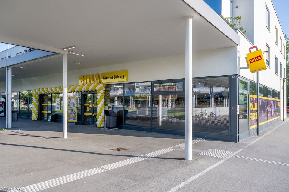 Außenansicht des neuen BILLA Marktes der Familie Döring.