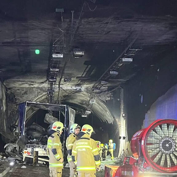 Tauerntunnel nach Brand länger gesperrt