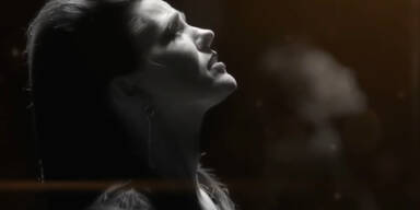Marta Jandová  - Hope Never Dies