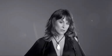 Trijntje Oosterhuis - Walk Along (Niederlande)