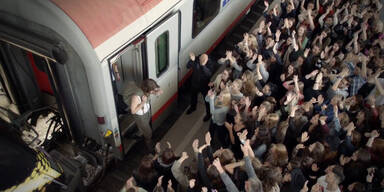 The MakeMakes - I am yours