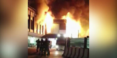 So heftig brannte der Flughafen in Rom