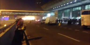 Fl&uuml;ge gestrichen: Feuer am Flughafen