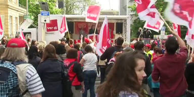 Deutsche Erzieher weiten Streik aus