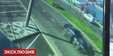 Crash mit Stra&szlig;enlampe