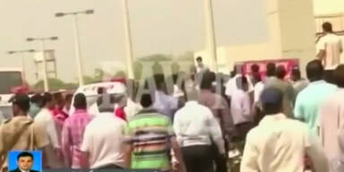 40 Tote nach Anschlag auf Bus