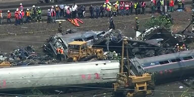 Zugungl&uuml;ck: Suche nach Vermissten