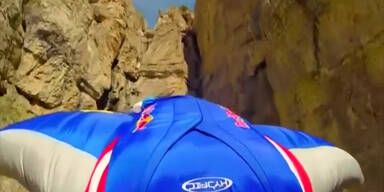 Base-Jump aus 1200 Metern