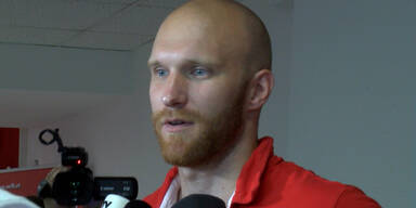 Robert Almer vor dem Russland Spiel