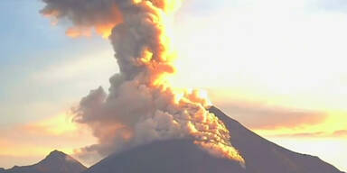 151006_Vulkanausbruch.Standbild001.jpg