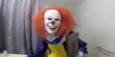 151007_ClownErschreckt.Standbild001.jpg