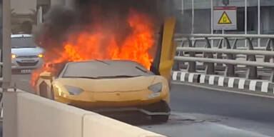 151012_LamborghiniFlammen.Standbild001.jpg