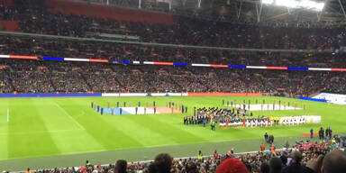 151118_WembleyStadionHymne.Standbild001.jpg