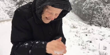 151207_101JaehrigeSchnee.Standbild002 - Kopie.jpg