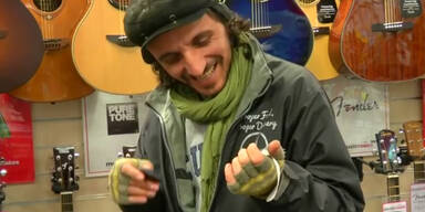 151210_Luftgitarre.Standbild001.jpg