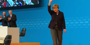 151215_MerkelFluechtlinge.Standbild002.jpg
