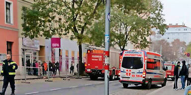 Fenstersturz: Bangen um kleine Syrerin (4)