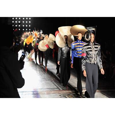 Philip Treacy F/S 2013