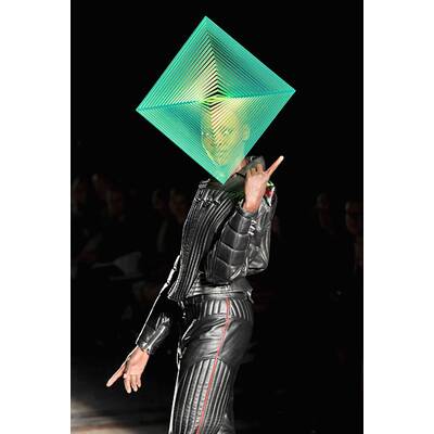 Philip Treacy F/S 2013