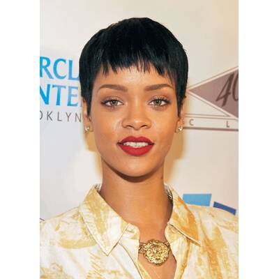 Rihannas Hairstyles