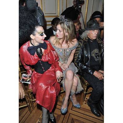 Paris Front Row