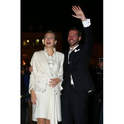 Royales Aufgebot zur Krönung