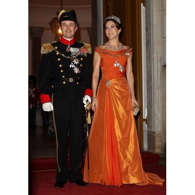 Royales Aufgebot zur Krönung