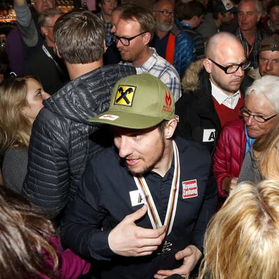 So feierte Hirscher seine Silbermedaille