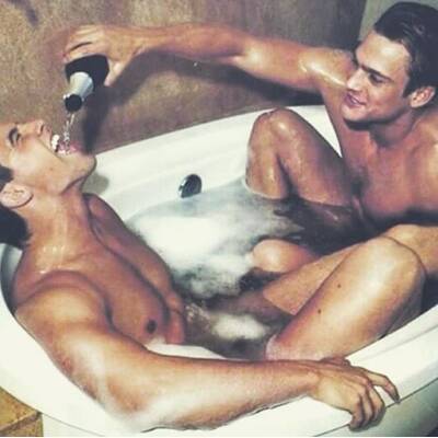 Instagram-Trend: Men & Wine