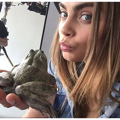 23. Weil sie bei jedem noch so anstrengenden, zermürbenden Job Zeit für Spaß und Albernheiten findet. 