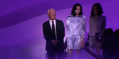 160128_Armani.Standbild001.jpg