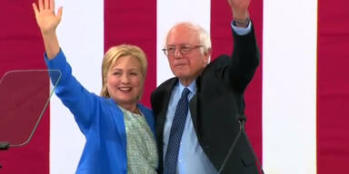 160713_ClintonSanders.Standbild001.jpg