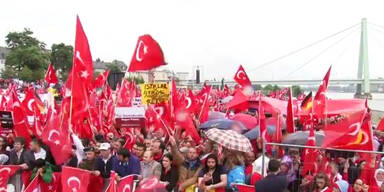 160801_DemoKoeln.Standbild001.jpg
