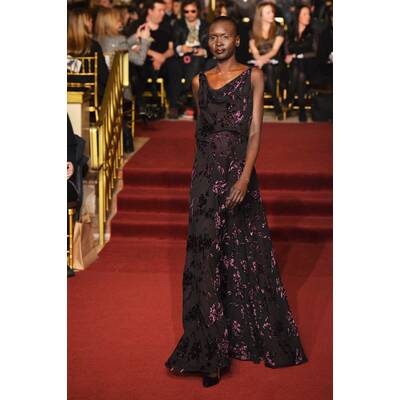 Dunkelhäutige Models