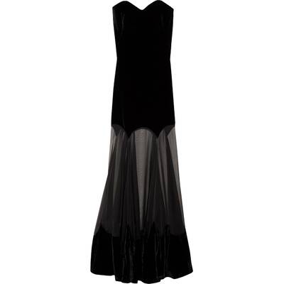 Ball-Looks im Chanel-Stil