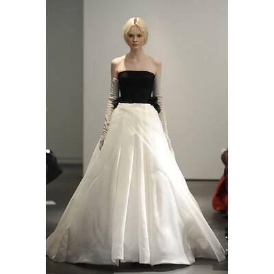 Trend. Schwarze Brautkleider