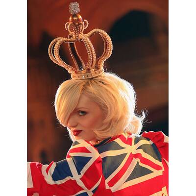 Herzogin Kates Cousine zieht blank