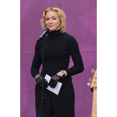 Madonna mit aufgedunsenem Gesicht