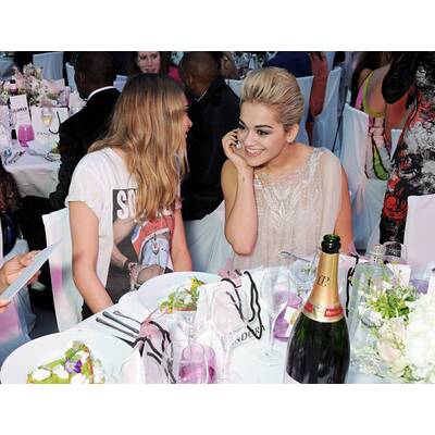 BFFs: Cara Delevingne & Rita Ora 