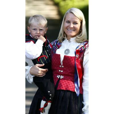 Best Dressed: Royals