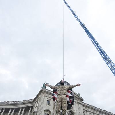 Die Bilder zum Rekord-Sprung