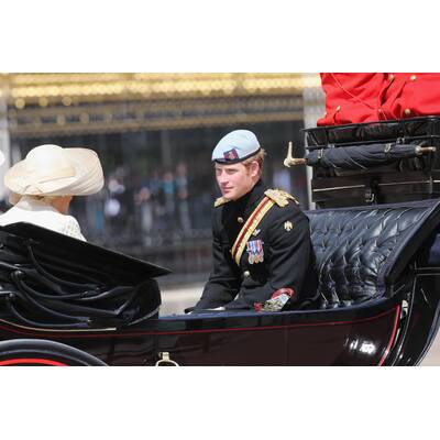 Queen feiert Geburtstag bei 