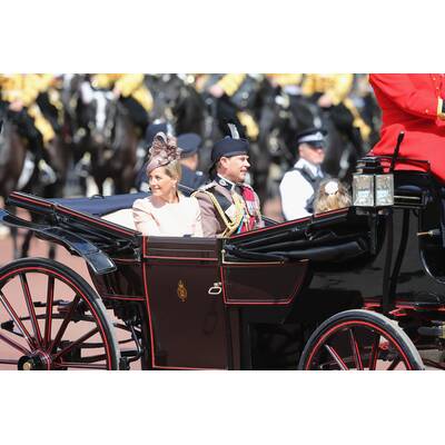 Queen feiert Geburtstag bei 