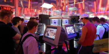 170806_DPA_games_convention_spielende_Kids_konsole