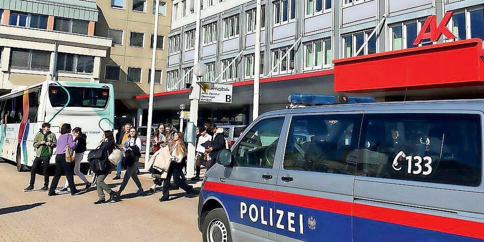 Teenie-Challenge? Serie von Bomben-Drohungen an Schulen