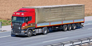 Fl&uuml;chtling &uuml;berrollt &ndash; Fahrer unter Verdacht