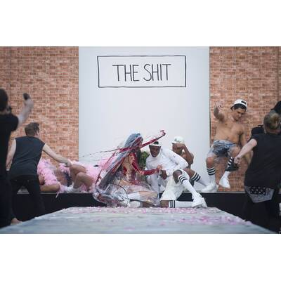 Bonnie Strange Fashion Show 